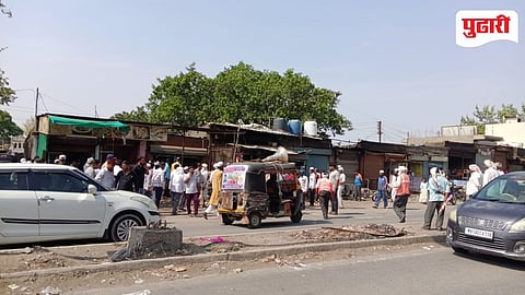 Encroachment action | अतिक्रमणावर हातोडा, नेकनुरच्या मुख्य रस्त्याने घेतला मोकळा श्वास