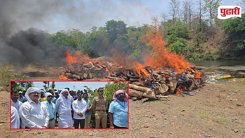 Bapugaon mass funeral
