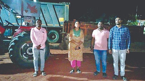 Solapur: सीनेतील पाणी ओसरल्यानंतर वाळूमाफिया सक्रिय