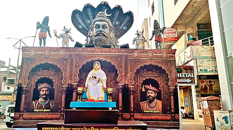Solapur News: ‘यळकोट यळकोट जय मल्हार’चा गजर