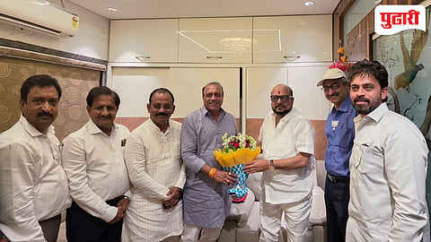 Jalgaon Politics | थेट ‘पाळधी’ गाठत पालकमंत्र्यांची नाराजी काढण्याचा उमेदवाराचा आटापिटा