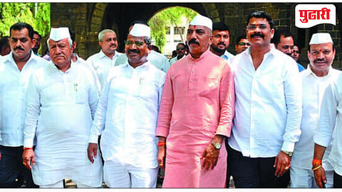 Nashik MLC Election | महायुतीत माघारीचा रंगला हायव्होल्टेज ड्रामा