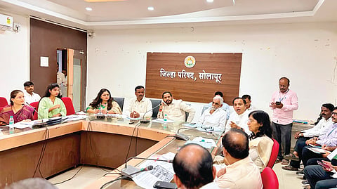 Solapur ZP | आषाढी वारीच्या कामांना गती द्या : जिल्हा परिषद अध्यक्ष, उपाध्यक्षांच्या सूचना