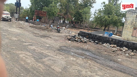 Nanded news | गुन्हा दाखल होताच कंत्राटदाराची धावपळ; पाडलेली शासकीय भिंत पुन्हा उभारण्यास सुरुवात
