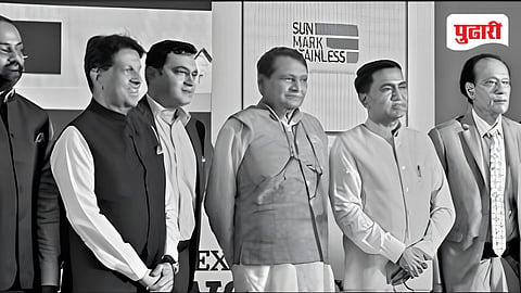 पणजी: निर्यात पुरस्कार वितरण सोहळ्याला उपस्थित मुख्यमंत्री डॉ. प्रमोद सावंत, माजी केंद्रीयमंत्री सुरेश प्रभू, विमल आनंद, आश्विन गोलपकर, पंकज चढा व अन्य मान्यवर.
