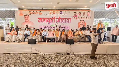 Mahayuti Jalgaon melawa | महायुतीच्या मेळाव्यात १०० टक्के मतदानाचा निर्धार