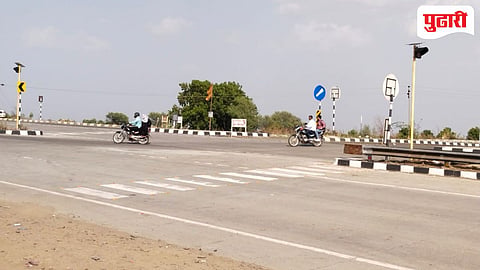 Latur road accident news | चाकूर - लातूररोड बायपास ठरतोय अपघाताचा 'ब्लॅक स्पॉट'