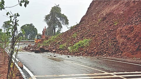 landslide Veral Ghat |