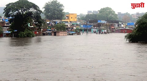 Kalyan Dombivli Flood Alert : धोक्याची घंटा! कल्याण-डोंबिवलीवर पुराचे संकट, उल्हास नदीची पाणी पातळी 'अलर्ट'च्या उंबरठ्यावर