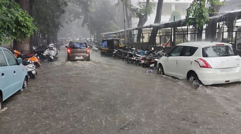 Pune Flood Wari : पूरस्थितीवर प्रशासन सतर्क; ४५६८ नागरिकांची सुटका, वारकऱ्यांना पुण्यातून वारीत सहभागी होण्याचे आवाहन
