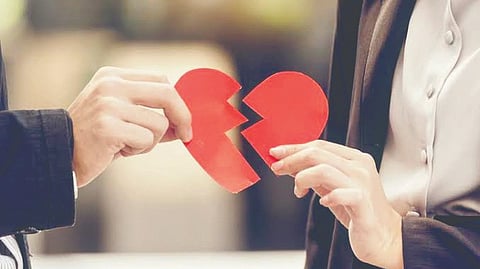 Chief Breakup Officer |
