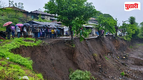 Igatpuri Manjargaon Landslide | "मांजरगावात घरांवर भूस्खलनाचे संकट!; घराखालची माती वाहून गेल्याने 8 ते 10 कुटुंबांचे तातडीने स्थलांतर"