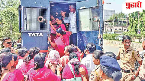 Parbhani ASHA workers protest