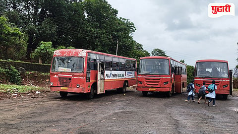 Poladpur Bus Stand