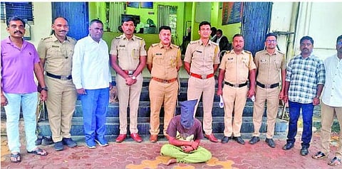 Jalna Crime News : वारकऱ्यांचा वेश घेऊन पोलिसांनी केले खुनातील आरोपीस जेरबंद