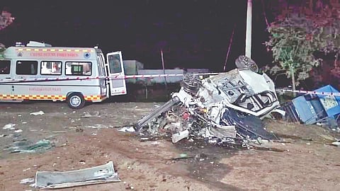 Karnataka Car Explosion: थांबलेल्या कारमध्ये स्फोट