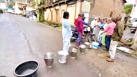 Satara Water Crisis : सातार्यात पाण्यासाठी रास्ता रोको