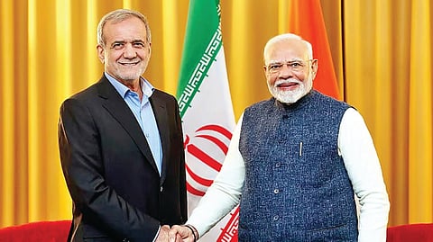 PM Modi Pezeshkian Meeting |