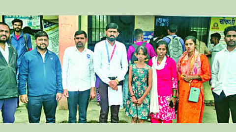 Nashik Missing Girl Found | सिटीलिंक कर्मचाऱ्यांच्या सतर्कतेमुळे हरवलेली चिमुकली आई-वडिलांच्या कुशीत