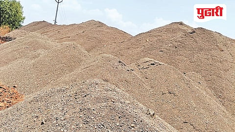Hingoli illegal sand storage