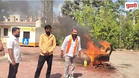 Umarga Tehsildar Office Chair Set On Fire