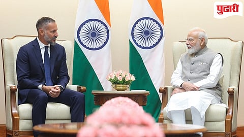 PM Modi - Aga Khan V meet | प्रिन्स रहीम आगा खान यांनी घेतली पंतप्रधान मोदींची भेट!
