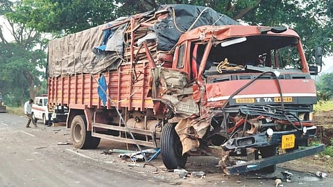 Satara Accident : पाचवड-वाई रस्त्यावर गॅसच्या ट्रकचा अपघात