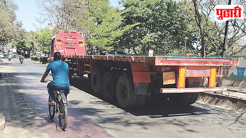 Pimpri Chinchwad Heavy Vehicle Action