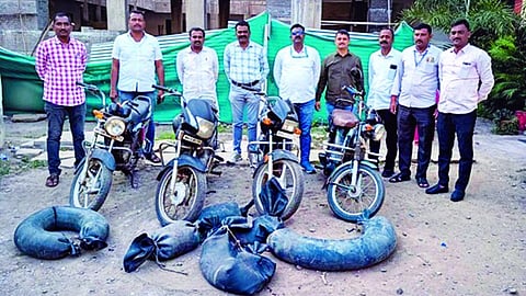 Solapur News : गांधी सप्ताहात उत्पादन शुल्क विभागाची कारवाई
