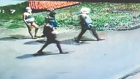 Chaddi-Baniyan Gang |