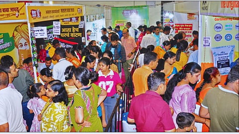 Pudhari Festival : ‘पुढारी’ दसरा-दिवाळी शॉपिंग फेस्टिव्हलमध्ये तुडुंब गर्दी