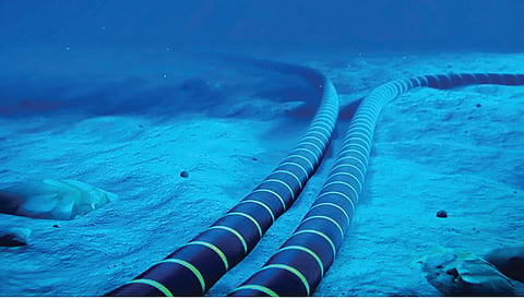US France Undersea Cable | समुद्राच्या तळाशी असणार तब्बल ४,३०० मैलांची इंटरनेट केबल