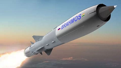 BrahMos missile Tejas integration- ब्राह्मोस अत्याधुनिक होणार; 'तेजस'मधूनही डागणे शक्य