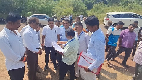 Sindhudurg News : मिठमुंबरी-बागवाडी जेटीवर प्रवेशबंदी; कायाकिंग प्रकल्पाचा वाद चिघळला