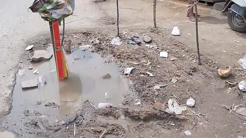 காவிரி கூட்டு குடிநீர் திட்ட குழாய்