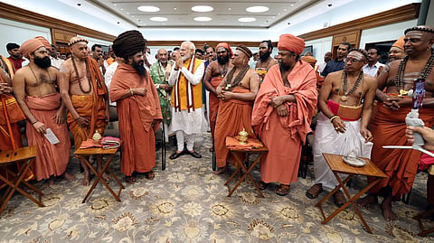 Modi and Aadheenams