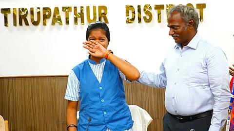 திருப்பத்தூர் ஆட்சியர் - மாணவி மெய்விழி