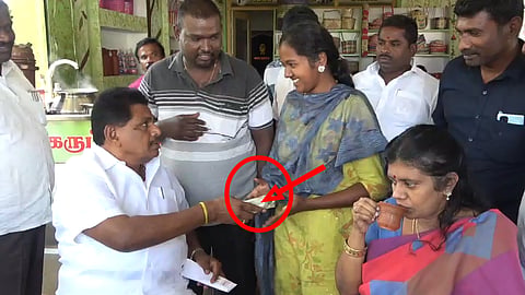 மாணவிக்கு உதவிக்கரம் நீட்டிய அமைச்சர்
