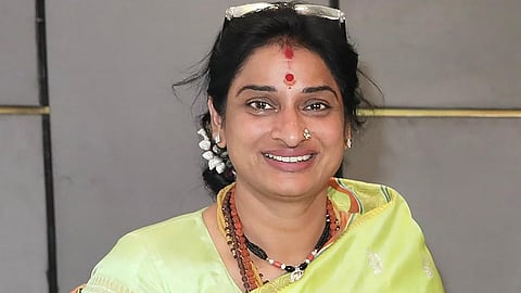மாதவி லதா