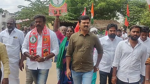 ஜல்லிக்கட்டு ராஜேஷ் மற்றும் சாட்டை துரைமுருகன்