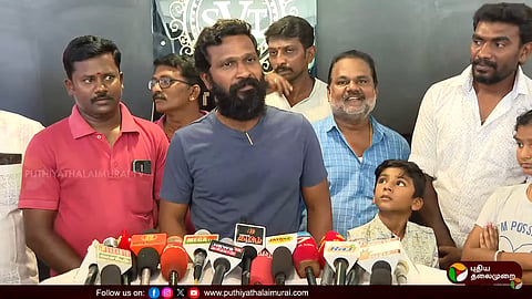இயக்குநர் வெற்றிமாறன்