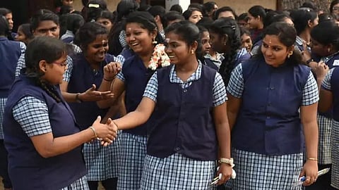 ப்ளஸ் ஒன் பொதுத்தேர்வு முடிவுகள்
