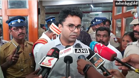 மாவட்ட ஆட்சியர் பிரசாந்த்