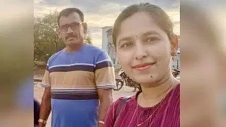 விஞ்ஞானி அஸ்வினி மற்றும் அவரது தந்தை