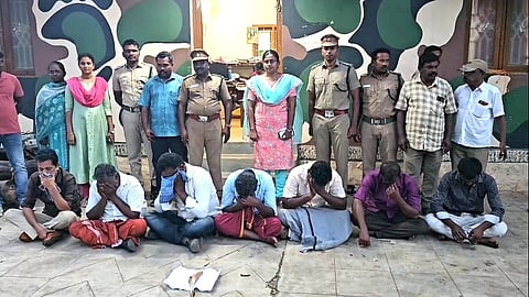 தந்தம் விற்க முயன்ற விவசாயி உட்பட 7 பேர் கைது