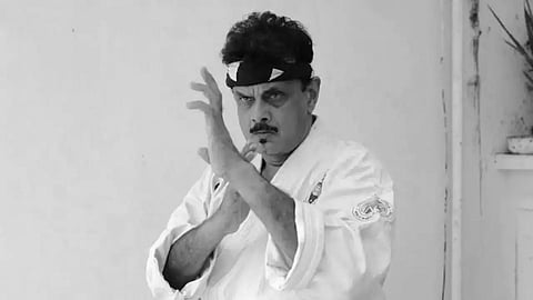 கராத்தே மாஸ்டர் ஹூசைனி