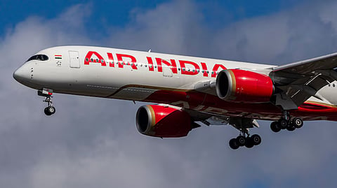 air india cabin crew mid air 11 persons ill food poisoning
