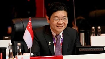 prime minister lawrence wong again wins on singapore election