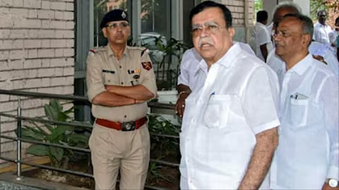 karnataka congress minister kn rajanna resigns