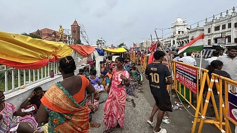 தூய்மை பணியாளர்கள் போராட்டம்